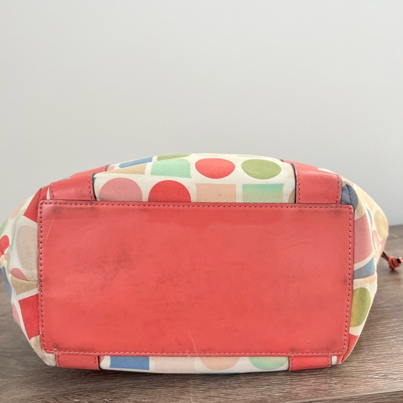 Vintage Geometric Shape Drawstring Kate Spade Tote - Picture 10 of 10